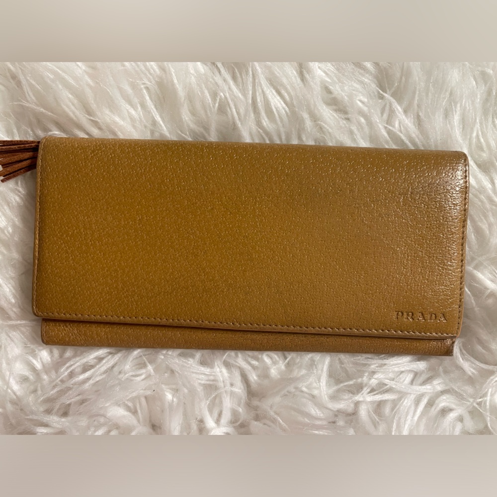 EUC Prada Wallet